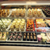 Cakes & Bakes