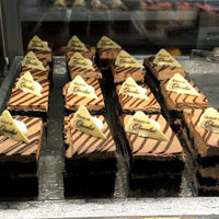 Cakes & Bakes Fremont